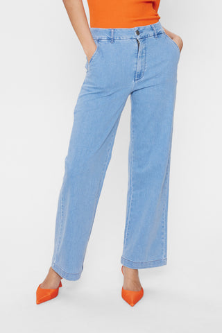 Numph Amber Short Length Jeans